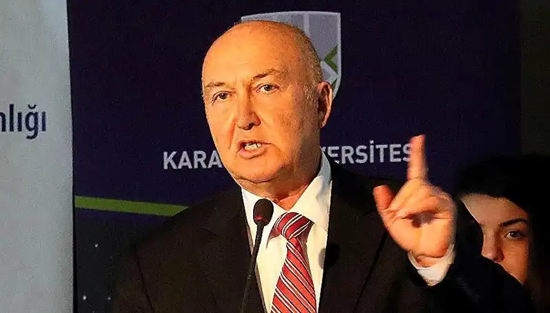 Prof. Dr. Övgün Ahmet Ercan, Beyin Kanaması Tehlikesi Geçirdi: Hayati Risk ve Sonrası