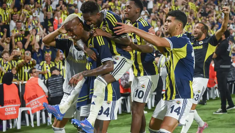 Fenerbahçe'nin Gelirleri Rekor Seviyeye Ulaşarak Gücünü Artırıyor