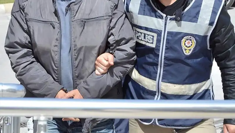 Bursa'da Uyuşturucu Operasyonu: Sokağı Sarıp Sarmalayan Baskın
