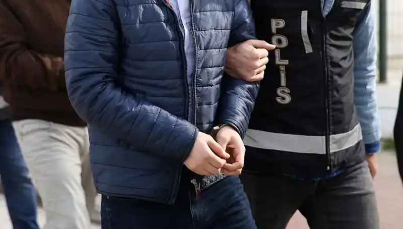 Üç İlde Gerçekleştirilen Dev Uyuşturucu Operasyonunda 39 Gözaltı