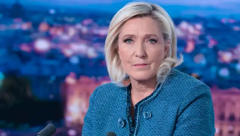 Fransızların Yüzde Yetmişi Le Pen’nin Siyaset Yasaklarına Destek Veriyor