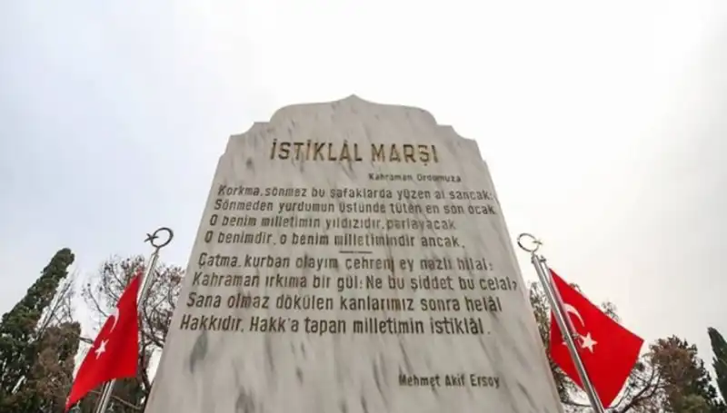 İstiklal Marşı'nın Kabuli: 104 Yılda Değişmeyen Ruh